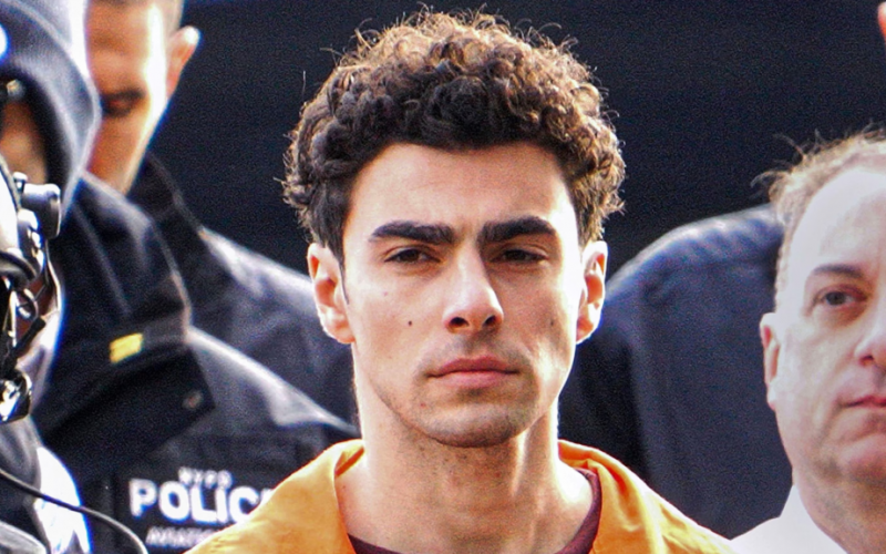 Man facing charges after trying to free Luigi Mangione out of jail by impersonating FBI agent