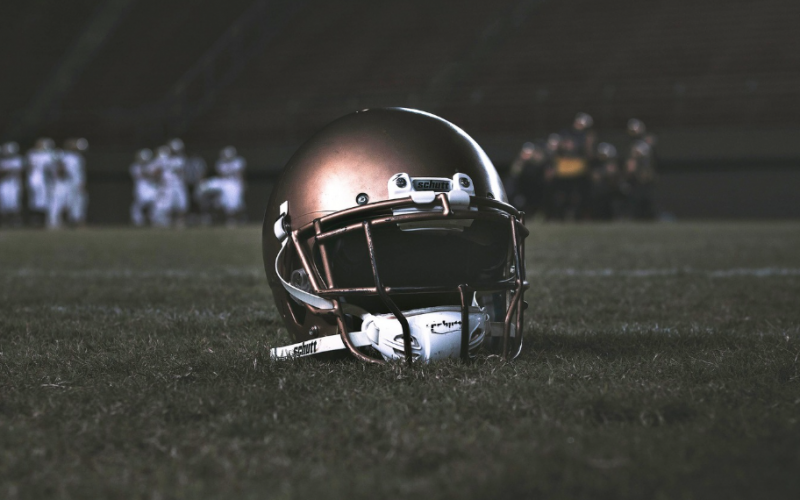 Legendary Football Coach Dies