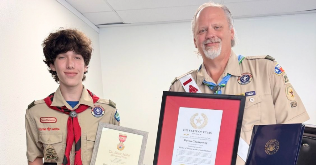 Hero Boy Scout Gets Spectacularly Rare Honor
