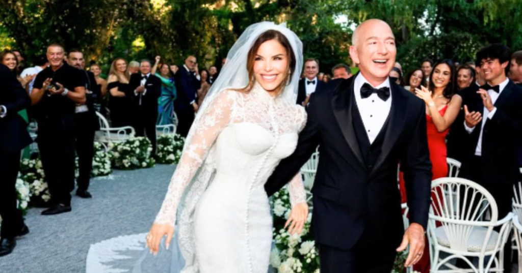 Bezos Wife Gets Inappropriate Nickname After Having Hots for Ex-Prez: Lawsuit