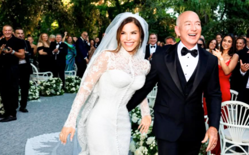 Bezos Wife Gets Inappropriate Nickname After Having Hots for Ex-Prez: Lawsuit